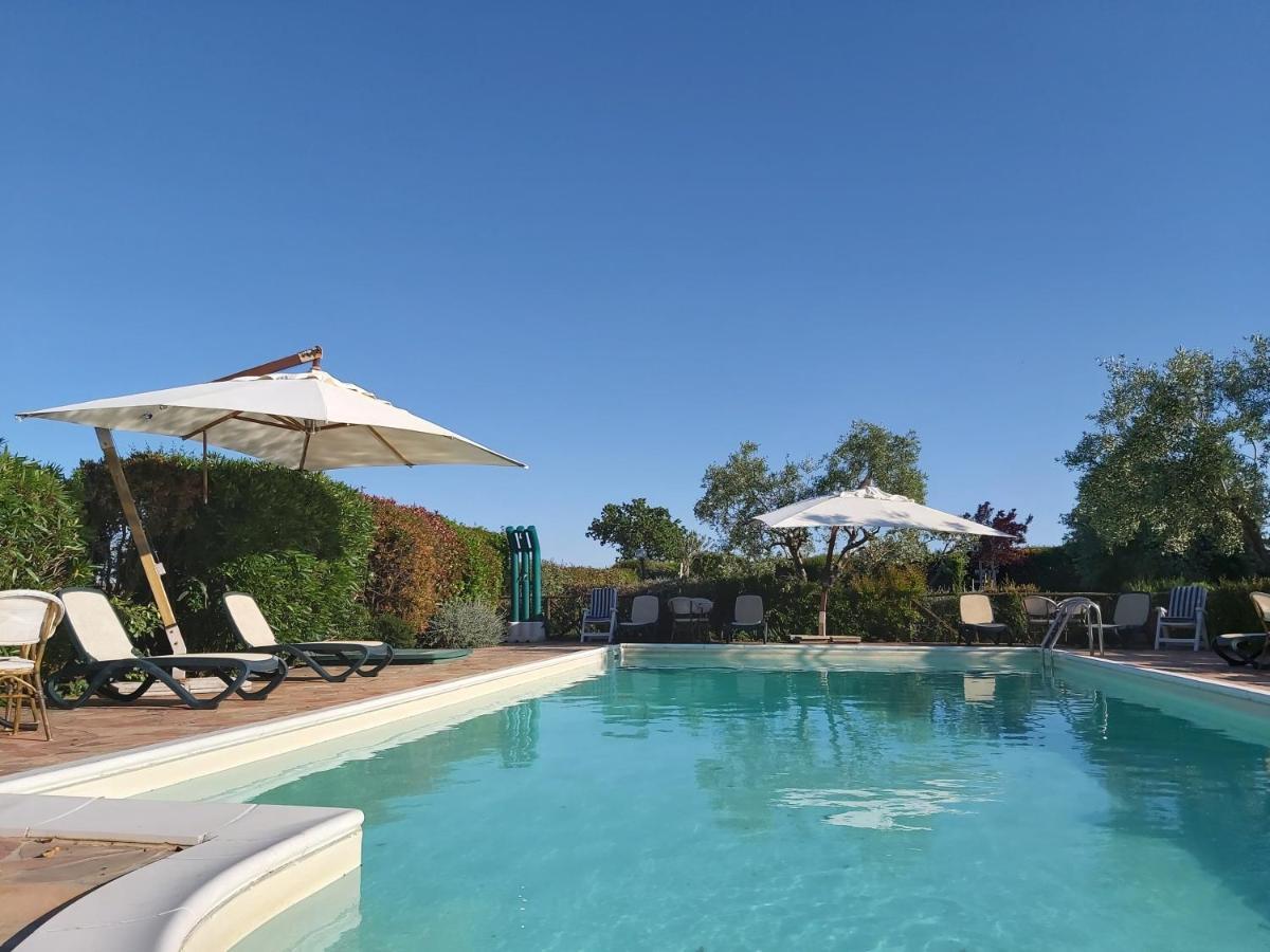 Agriturismo - B&B L'Acquacotta กาส์ตีจลิโอเน เดลลา เปสกายา ภายนอก รูปภาพ