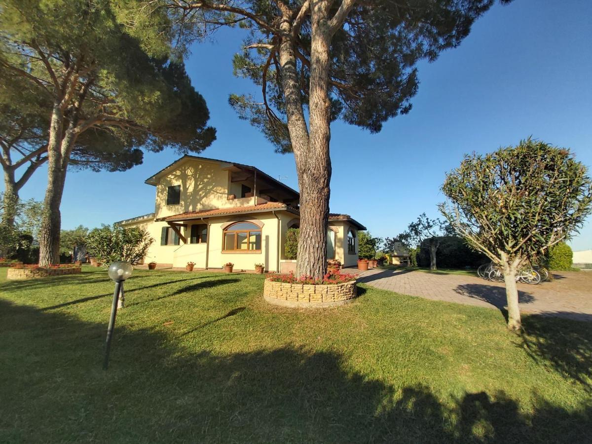 Agriturismo - B&B L'Acquacotta กาส์ตีจลิโอเน เดลลา เปสกายา ภายนอก รูปภาพ